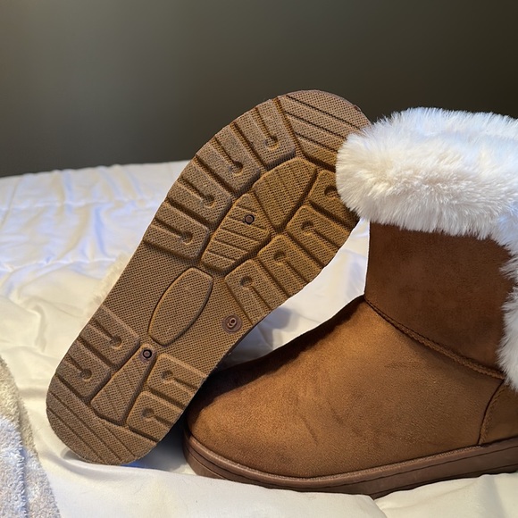 Xappeal fur women’s boots - Picture 2 of 4